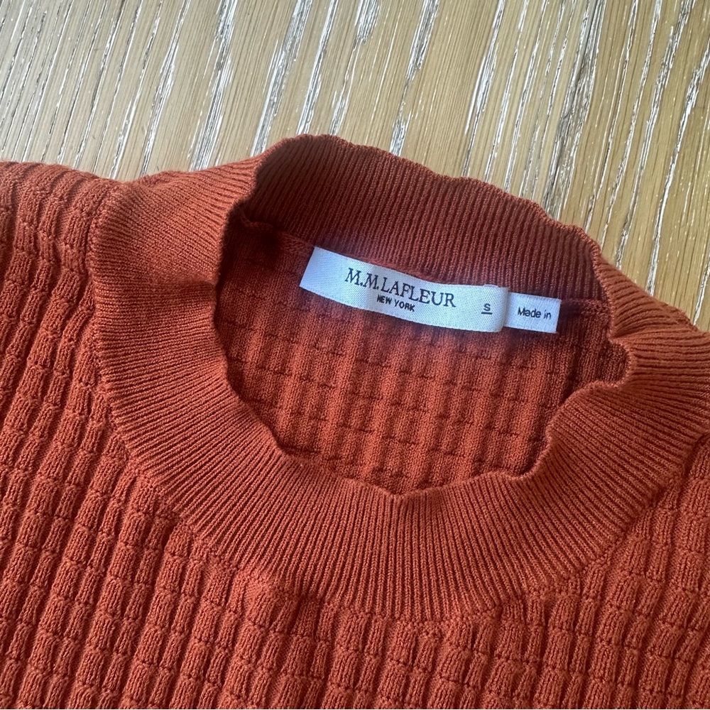 MM La Fleur Knit Dress - Picture 2 of 6